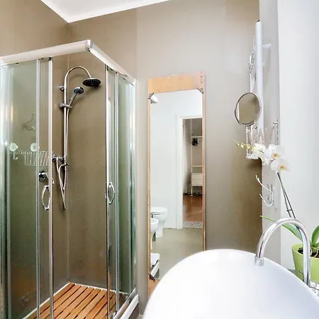 Bright Modern Flat 5