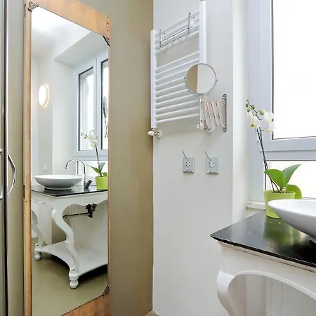 Appartamento Bright Modern Flat 5