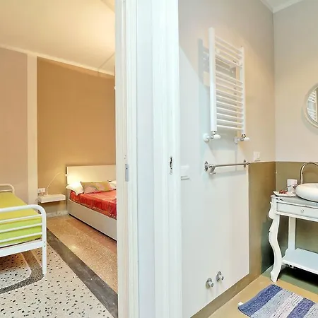 Appartamento Bright Modern Flat 5