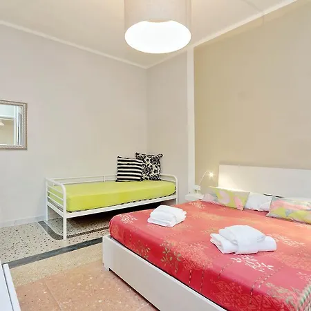 Bright Modern Flat 5 Apartman *