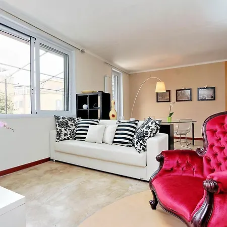 Apartman Bright Modern Flat 5